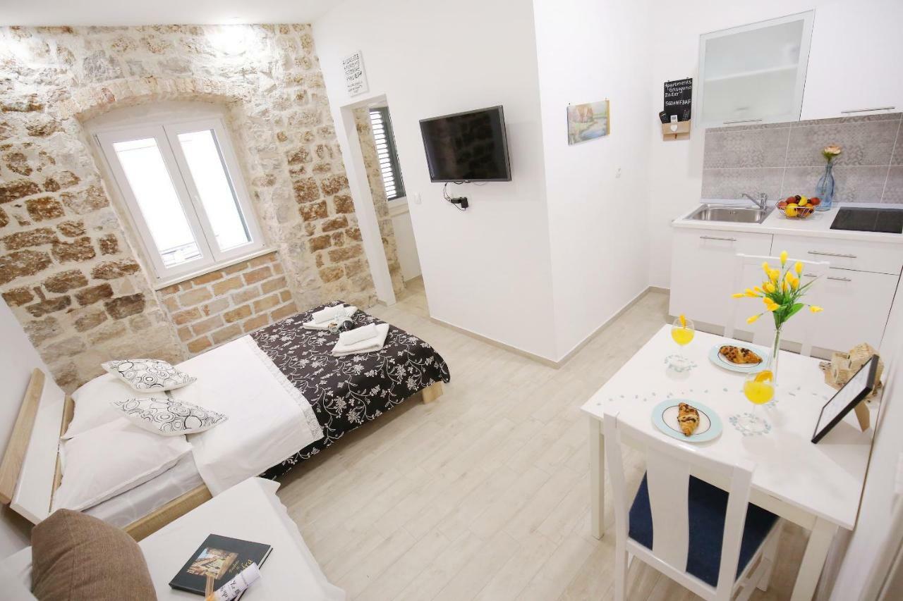 Apartments Grisogono Zadar Eksteriør billede